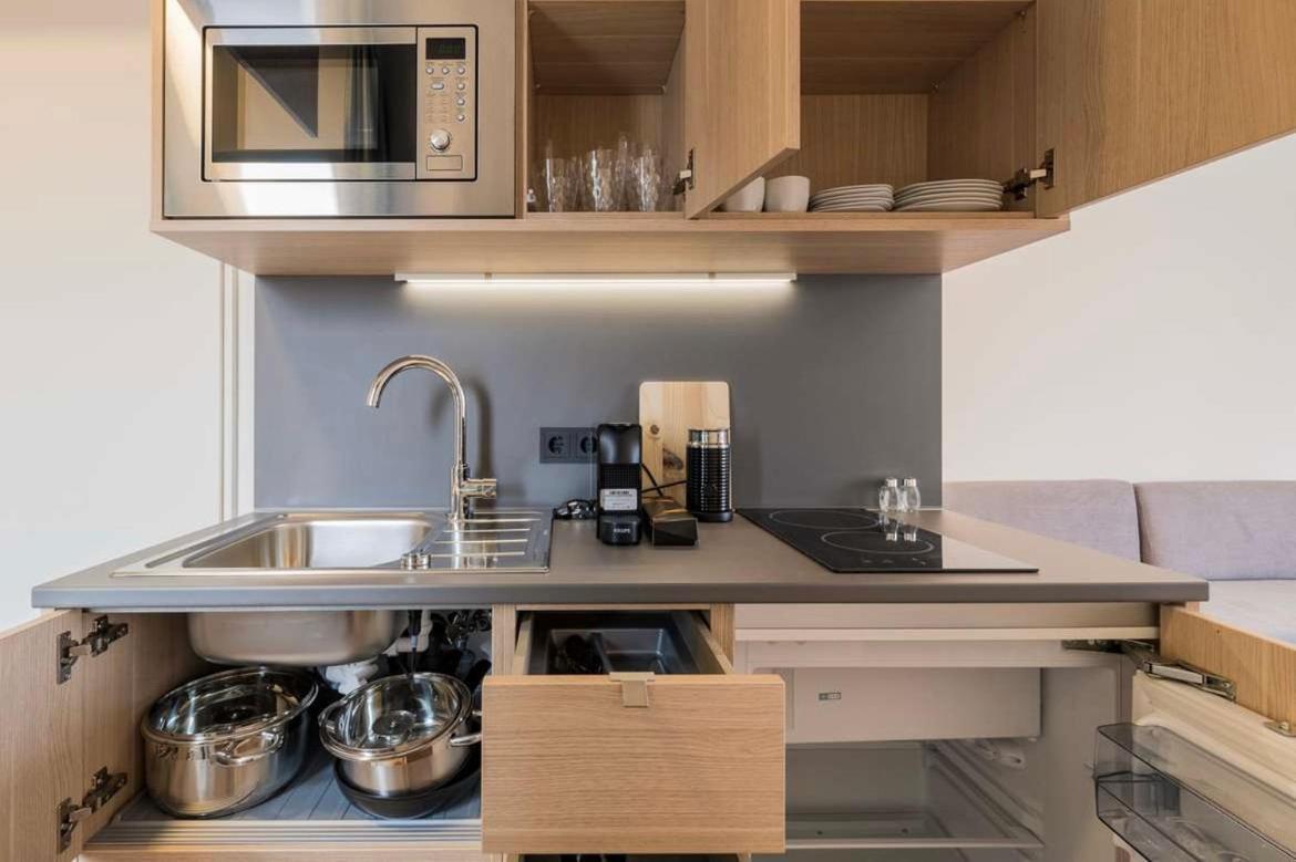 Studio Apartment Uber Den Wolken Berlin Exteriör bild